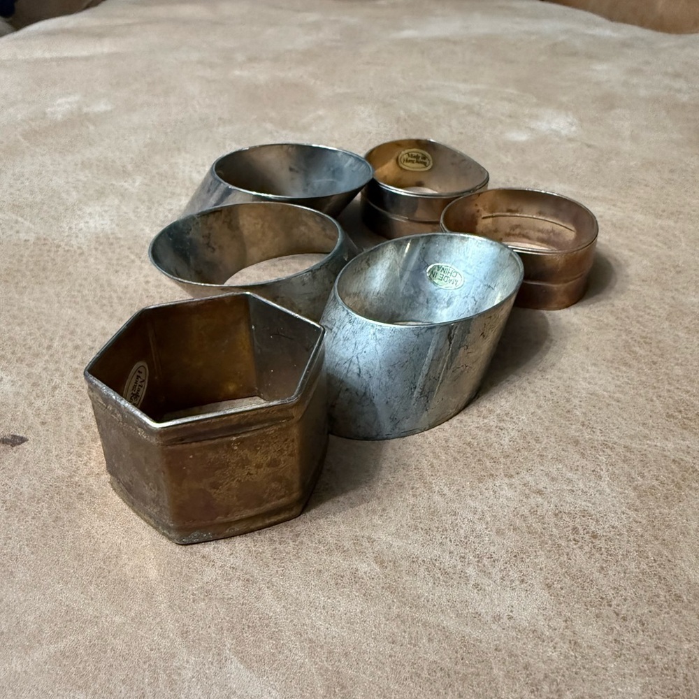 Mixed Lot Of Vintage Napkin Holder Rings Set Of 4 - Picture 2 of 4